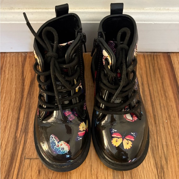 Steve Madden Kids Black Boots with Colorful Butterflies - Picture 4 of 7